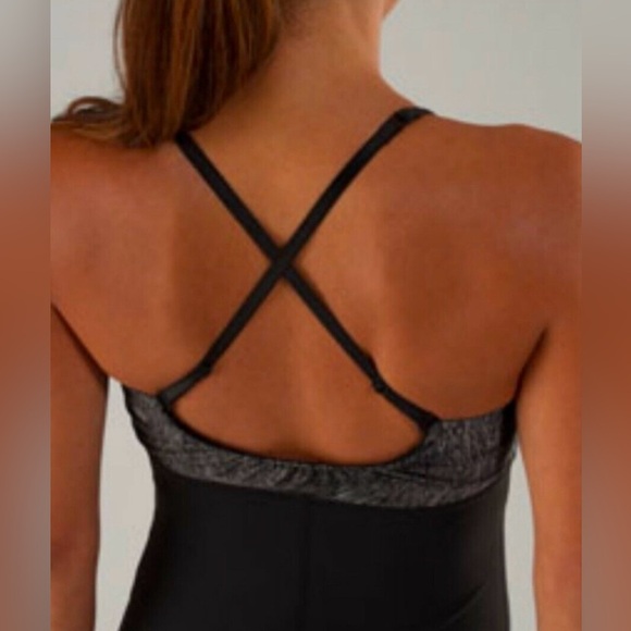 Lululemon | Embrace Cross Front Tank - Picture 2 of 7